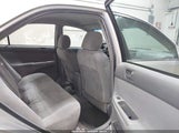 TOYOTA CAMRY LE 4T1BE32K74U366770 снимка