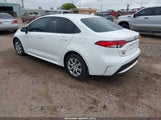 TOYOTA COROLLA LE 5YFEPRAE1LP061979 снимка