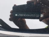 TOYOTA RAV4 LE JTMBFREV0HJ703152 снимка