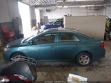 TOYOTA COROLLA LE JTDBU4EE8A9117797 fotografie