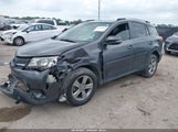 TOYOTA RAV4 XLE JTMWFREV2FJ034025 снимка