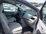 TOYOTA SIENNA LE V6 5TDKK3DC1BS164723 снимка