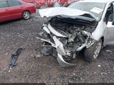 TOYOTA COROLLA LE 5YFEPMAE6MP180793 снимка
