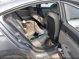 HYUNDAI ELANTRA SE KMHD74LF7KU762060 снимка