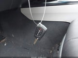 TOYOTA CAMRY LE 4T1B11HK9JU104333 fotografie
