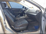 MAZDA MAZDA3 I SPORT JM1BL1UF6B1443285 fotografie