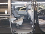 TOYOTA SIENNA XLE 5TDJSKFC7PS094770 снимка