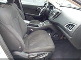 CHRYSLER 200 LIMITED 1C3CCCAB7FN692330 снимка