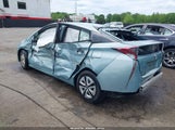 Toyota Prius Two Eco JTDKARFU3G3520903 снимка