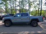 TOYOTA TACOMA SR5 V6 3TMCZ5AN5NM518961 photo