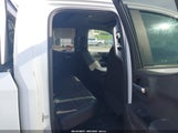 Chevrolet Silverado  4Wd Double Cab Standard Bed Wt 1GCRYAEK3MZ372675 fotografie