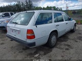 MERCEDES-BENZ 300 TE WDBEA90E1NF206532 снимка