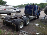 VOLVO VHD 4V4KC9EJ1DN132638 fotografie