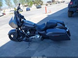 HARLEY-DAVIDSON FLHX STREET GLIDE 1HD1KBM36EB611708 снимка