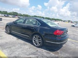 VOLKSWAGEN PASSAT 1.8T R-LINE 1VWAT7A34GC066831 снимка