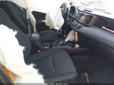 Toyota Rav4 Le JTMBFREV0JJ178292 снимка
