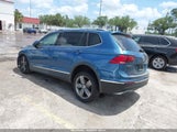 VOLKSWAGEN TIGUAN 2.0T SEL PREMIUM/2.0T SEL PREMIUM R-LINE 3VV4B7AX0KM116641 photo