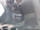 NISSAN ROGUE S JN8AS5MV8BW296939 снимка