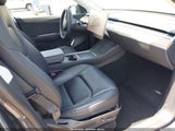 TESLA MODEL Y LONG RANGE DUAL MOTOR ALL-WHEEL DRIVE 7SAYGDEE3NF422205 photo