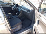 VOLKSWAGEN TIGUAN 2.0T S 3VV1B7AX3NM021594 photo