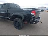 TOYOTA TUNDRA SR5 5.7L V8 5TFUW5F10HX643206 снимка