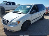 CHRYSLER TOWN & COUNTRY 1C4GP45R55B341902 снимка