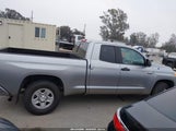 Toyota Tundra Sr5 5.7L V8 5TFRY5F1XGX202276 fotografie