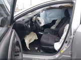 TOYOTA COROLLA LE 5YFBURHE2HP608878 снимка
