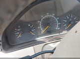 MERCEDES-BENZ E 320 WDBJF65H9XA899139 снимка