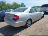 TOYOTA CAMRY LE 4T1BE32K24U817748 снимка