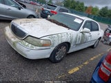LINCOLN TOWN CAR SIGNATURE LIMITED 1LNHM82W75Y629962 снимка