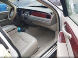 LINCOLN TOWN CAR SIGNATURE LIMITED 1LNHM82W75Y629962 photo