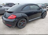 VOLKSWAGEN BEETLE 2.0T TURBO 3VWVA7AT2CM628452 снимка