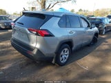 TOYOTA RAV4 LE 2T3F1RFV6SW500323 снимка