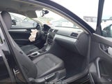 VOLKSWAGEN PASSAT 2.5L SE 1VWBP7A33DC024221 снимка