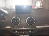 Audi A3 40 Premium/40 Titanium Premium WAUAUGFF5K1010952 снимка