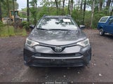 TOYOTA RAV4 LE JTMBFREV5HJ700778 снимка