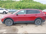 VOLKSWAGEN TIGUAN 2.0T SE/2.0T SEL/2.0T SEL R-LINE/2.0T SEL R-LINE BLACK 3VV2B7AX2KM139166 снимка