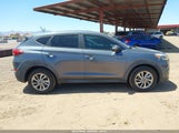 HYUNDAI TUCSON SE KM8J23A47HU539717 снимка