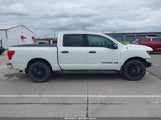 NISSAN TITAN SV 1N6AA1E51JN519586 photo