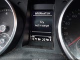VOLKSWAGEN GTI 4-DOOR AUTOBAHN WVWGD7AJ3BW101715 снимка