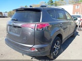 TOYOTA RAV4 LE JTMBFREV8HJ111336 снимка