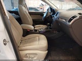 Audi Q5 2.0T Premium WA1LFAFP2EA104300 снимка