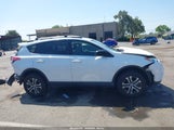 TOYOTA RAV4 LE JTMZFREV8JJ729308 снимка