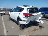 TOYOTA RAV4 LE JTMZFREV8JJ729308 снимка
