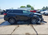 TOYOTA HIGHLANDER XLE 5TDJZRFH0HS370238 снимка