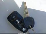 HYUNDAI ELANTRA GLS/SE KMHDU46D68U432874 снимка