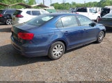 VOLKSWAGEN JETTA 2.0L S 3VW2K7AJ2EM429306 снимка