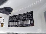 Toyota Prius Four JTDKN3DU6D1721576 снимка