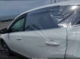 TOYOTA RAV4 LE JTMBFREV9JJ200726 снимка